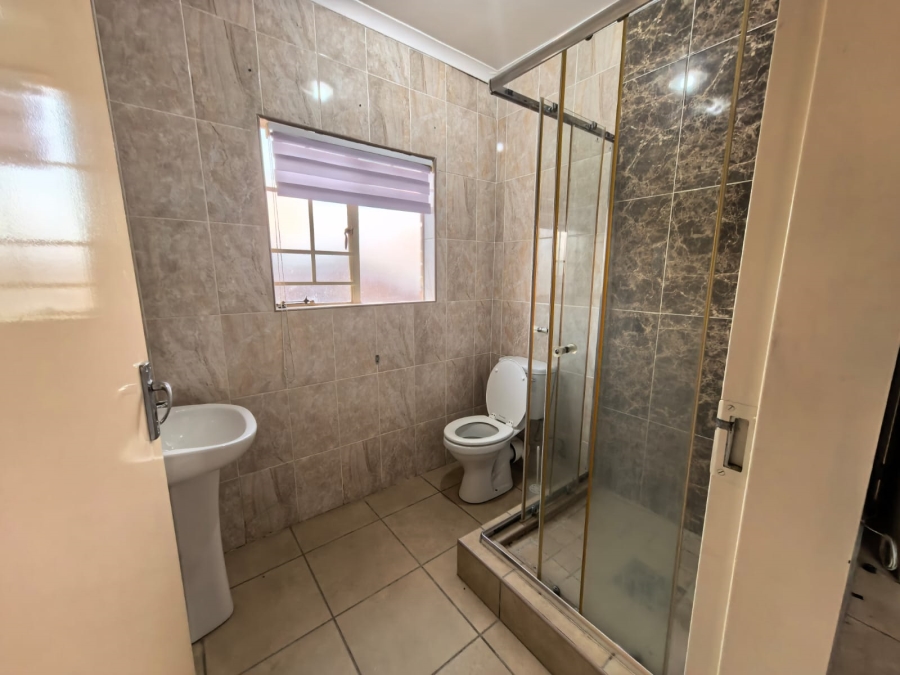 3 Bedroom Property for Sale in Waterval East North West